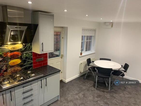 Kitchen_1