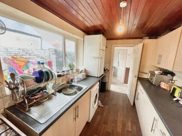 Kitchen alternate view