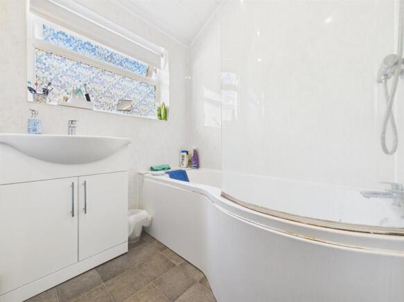5 bed Terraced for sale Image 7