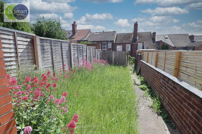 3 bed Terraced for sale Image 10