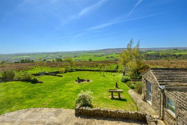 Gardens & View