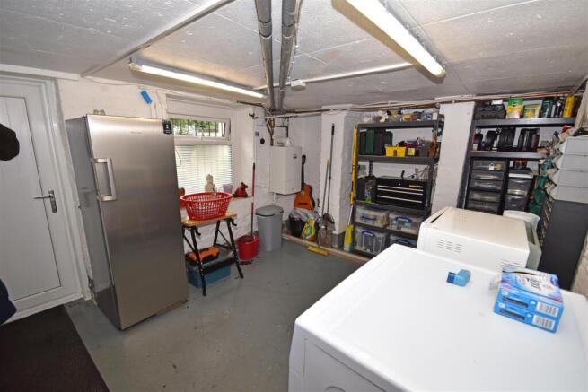 2 bed Terraced for sale Image 10