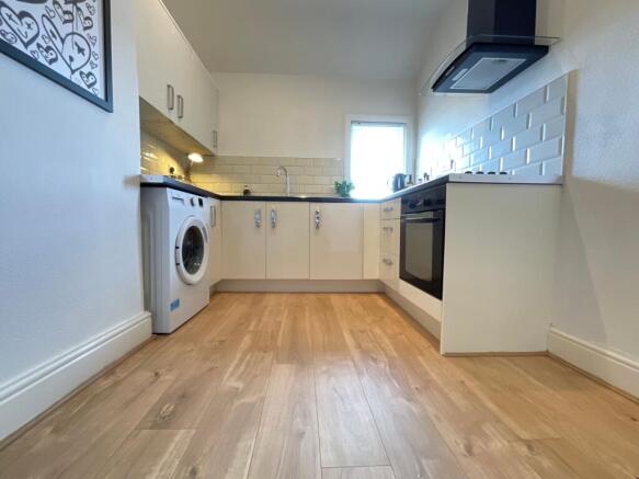 1 bed Flat for sale Image 8