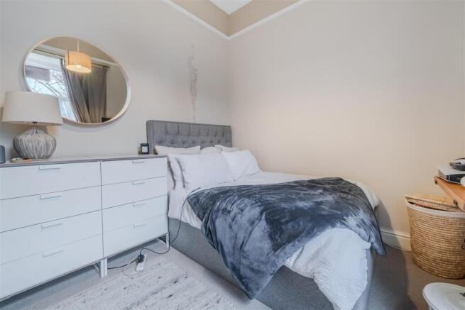 Bedroom 4-2.jpg