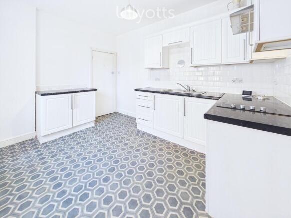 3 bed Semi-Detached for sale Image 7