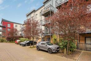 26, Shingly Place, London E4 6AE