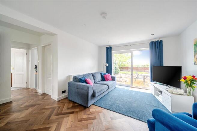 4 bed Detached for sale Image 11