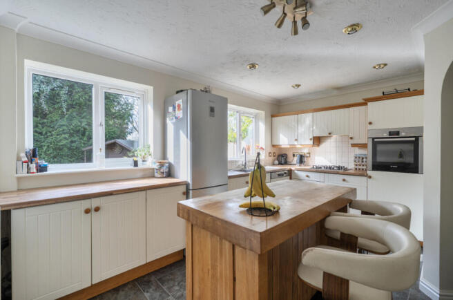 1416364-6-69931a0...