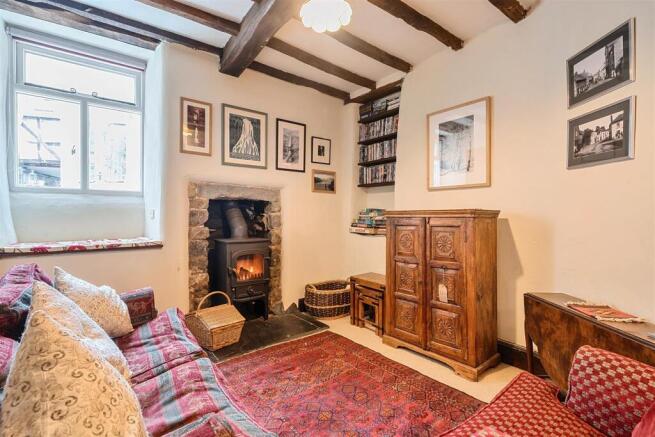 9 - House Snug.jpg