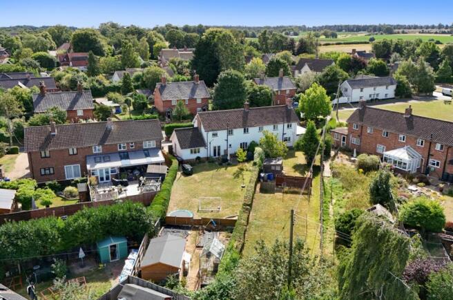 Elevated rear garden shot