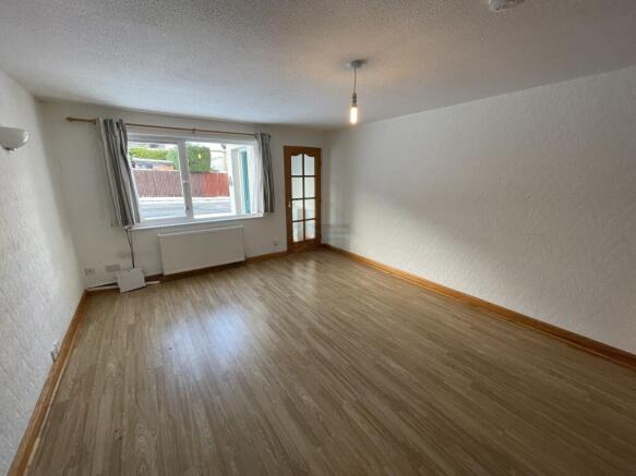 Lounge a.JPG