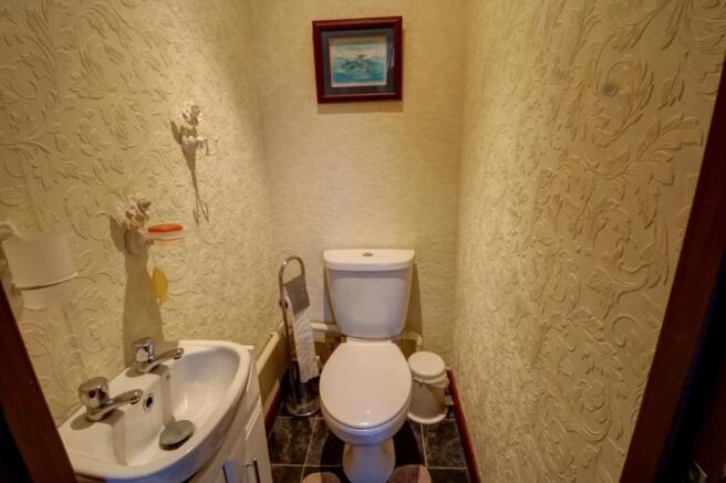 Cloakroom WC