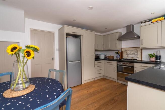 Kitchen/Breakfast Room