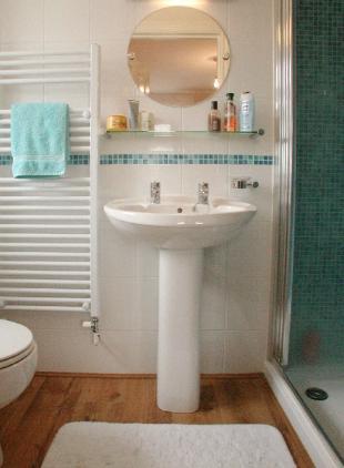 En-suite Shower Rm