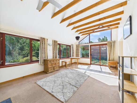 Sitting Room & Dining Area