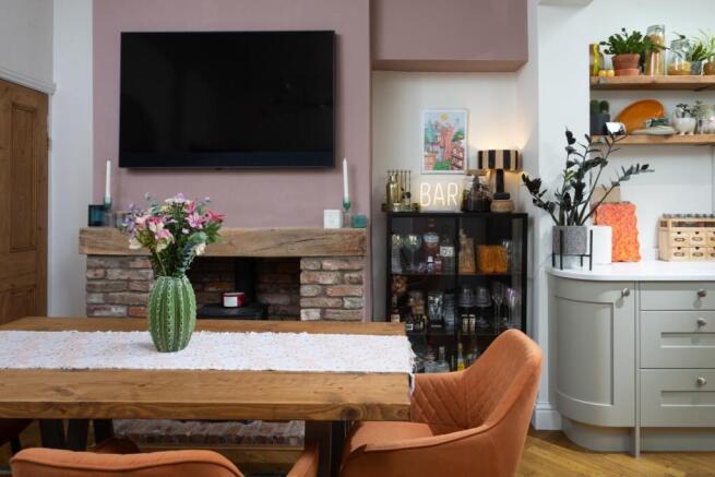 2 bed Semi-Detached for sale Image 7