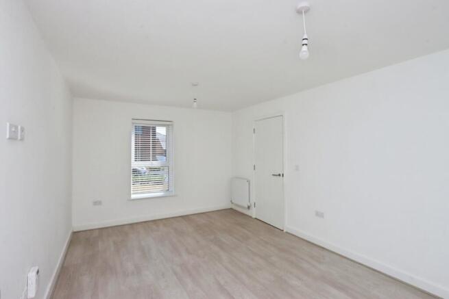 4 bed Semi-Detached for sale Image 6