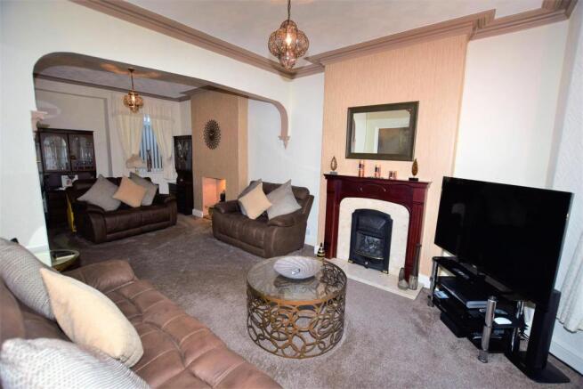 Living/Dining Room