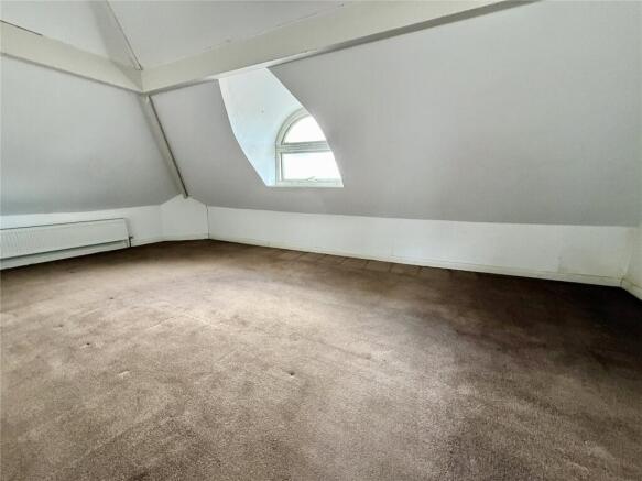 3 bed Maisonette for sale Image 9
