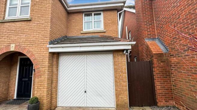 Single Garage