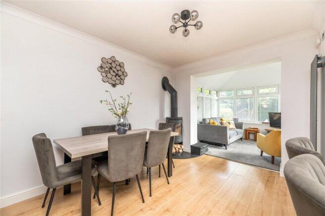 4 bed Detached for sale Image 9