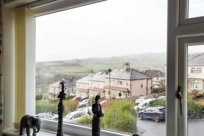 3 bed Semi-Detached for sale Image 10