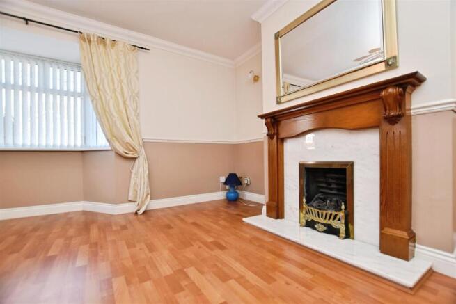 3 bed Detached Bungalow for sale Image 5