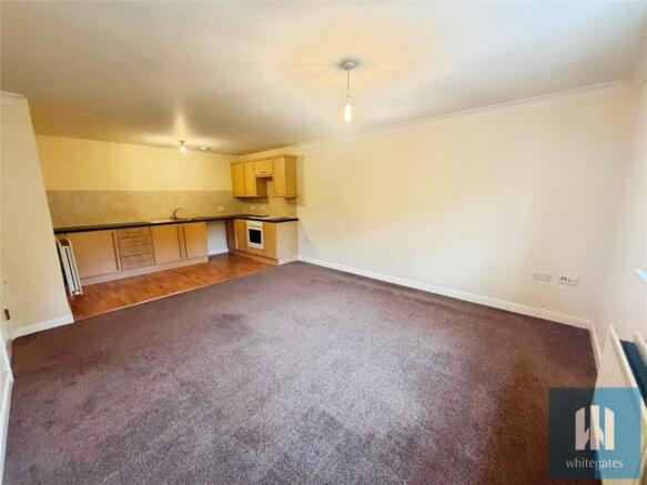 2 bed Apartment to rent Image 8