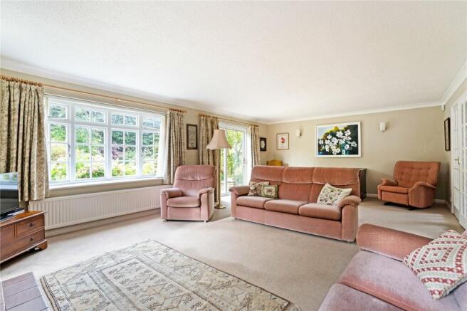 Sitting/Dining Room