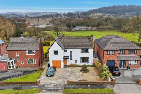 South West Avenue, Bollington, SK10 5DS