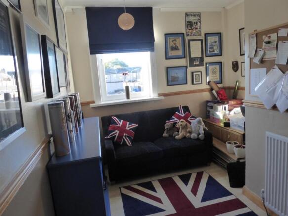 BEDROOM 3