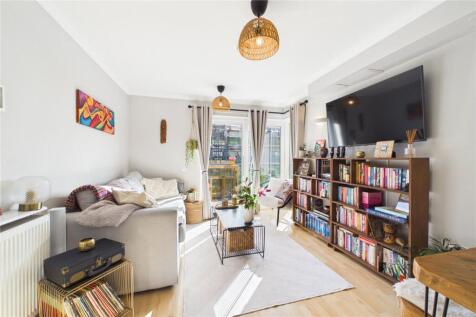 9, Evan Cook Close, London, SE15