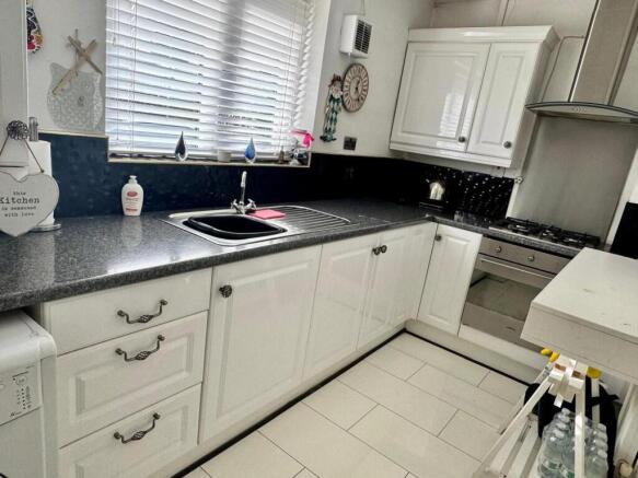 Thorntree Close, Manchester photo 4