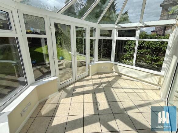 4 bed Detached to rent Image 4