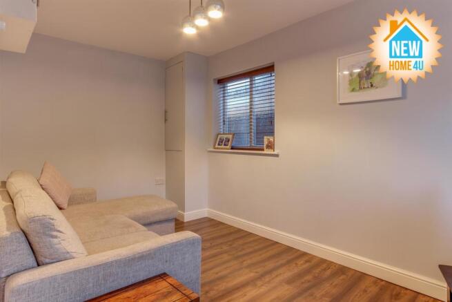 BEDROOM FOUR / FAMILY ROOM: