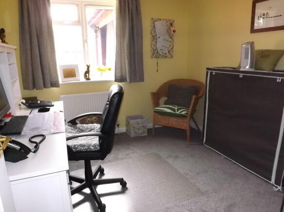 Photo 12
