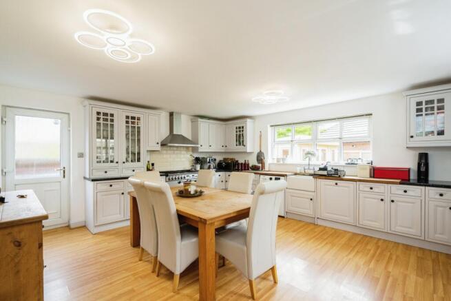 Kitchen / Diner