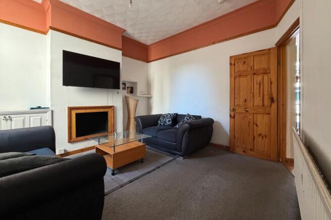 Call 02920 668585 to secure your viewing _2