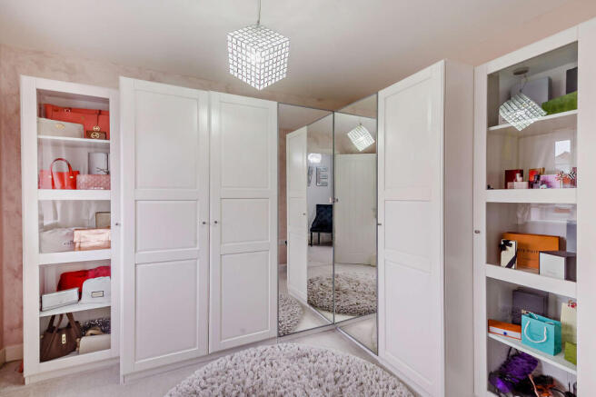 3 bed Semi-Detached for sale Image 10