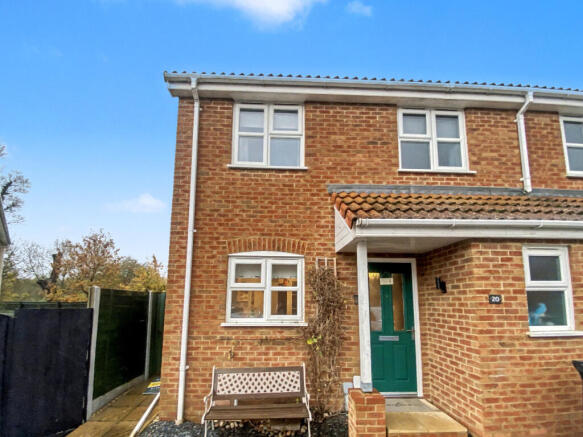 3-bed terraced on Horseman Close, Downham Market, PE38, £240,000