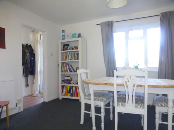 DINING ROOM (Phot...