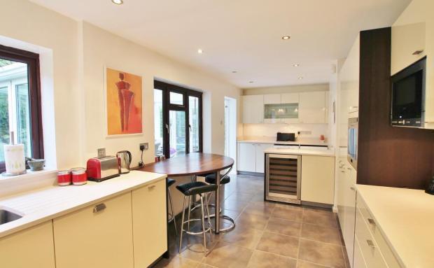 Kitchen/Breakfast