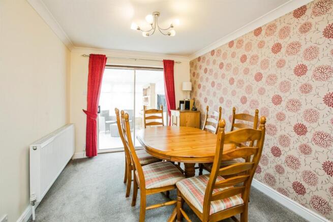 3 bed Detached for sale Image 4