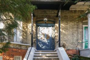 Second Floor Flat, 22, Warham Road, South Croydon CR2 6LA
