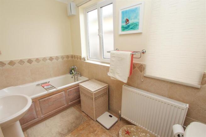 Bathroom.jpg