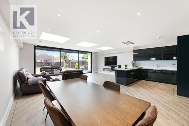 Tealing Drive, Epsom