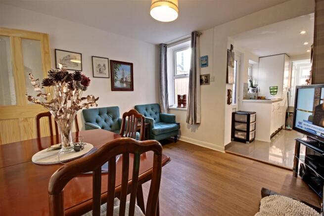 Sitting/Dining Room