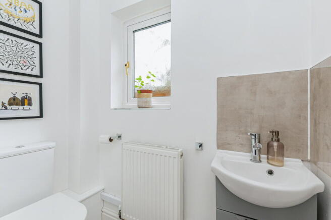 3 bed Detached for sale Image 12