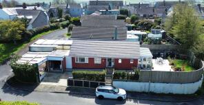 2, Meadow Road, Jameston, Tenby SA70 8QF