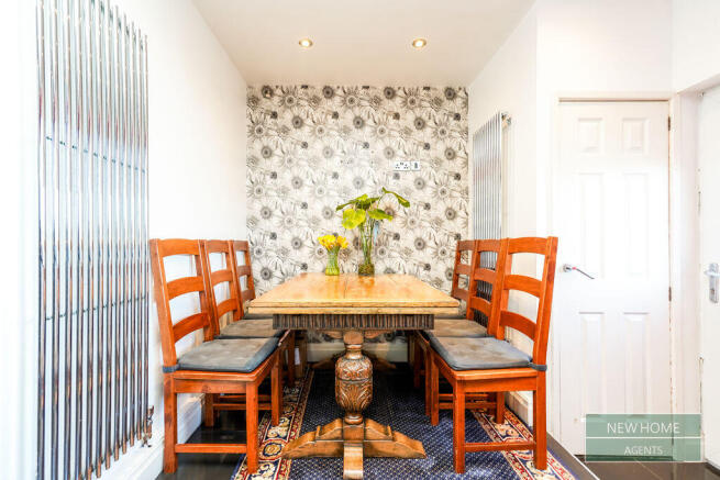 3 bed Semi-Detached for sale Image 4
